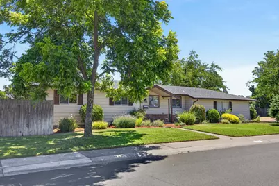 3220 Greenwood Avenue, Sacramento, CA 95821 - Photo 5