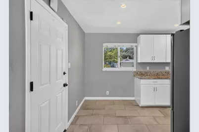 3220 Greenwood Avenue, Sacramento, CA 95821 - Photo 17
