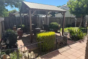 304 Peachcrest Ct, Oakdale, CA 95361 - Photo 25
