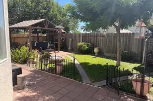 304 Peachcrest Ct, Oakdale, CA 95361 - Photo 19