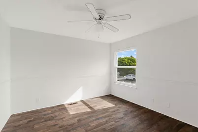 2061 Royal Wood Lane, Turlock, CA 95380 - Photo 39