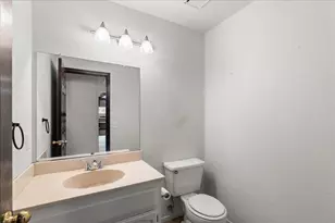 2061 Royal Wood Ln, Turlock, CA 95380 - Photo 25