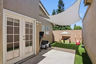 2853 Pamplona Way, Modesto, CA 95354 - Photo 23
