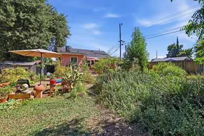 4020 Sierra Vista Avenue, Sacramento, CA 95820 - Photo 31