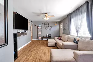 4619 N Clark St, Fresno, CA 93726 - Photo 7
