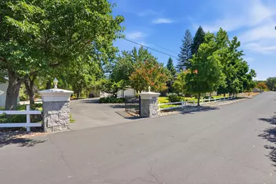 8830 Balmoral Drive, Newcastle, CA 95658 - Photo 3