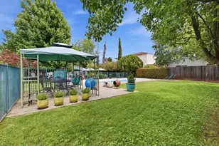 7540 Park Dr, Citrus Heights, CA 95610 - Photo 43