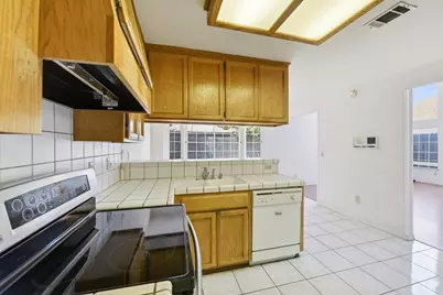 632 Florin Road, Sacramento, CA 95831 - Photo 17