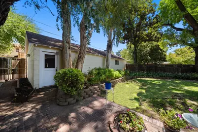 1002 Sycamore Avenue, Modesto, CA 95350 - Photo 33