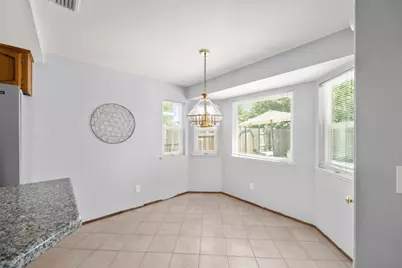 8660 N Delahye Circle, Sacramento, CA 95828 - Photo 15