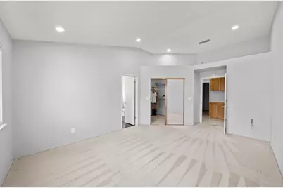 8660 N Delahye Circle, Sacramento, CA 95828 - Photo 35