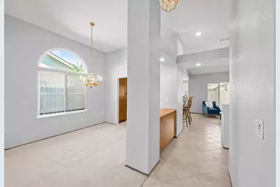 8660 N Delahye Circle, Sacramento, CA 95828 - Photo 5