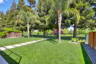 445 Westlake Dr, West Sacramento, CA 95605 - Photo 3