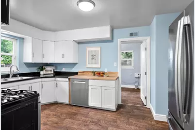 924 9th Avenue, Sacramento, CA 95818 - Photo 11