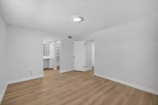 4215 Brookfield Dr, Sacramento, CA 95823 - Photo 17