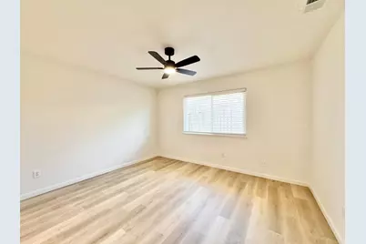 7210 Kelley Drive, Stockton, CA 95207 - Photo 21