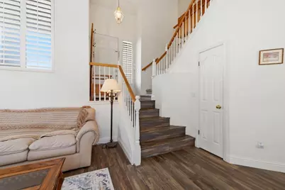 6650 Chesterbrook Drive, Elk Grove, CA 95758 - Photo 17