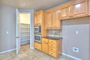 565 Bodeson Ct, Ripon, CA 95366 - Photo 29