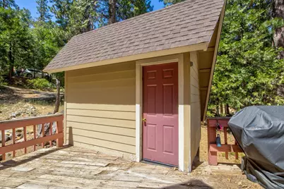 1952 Payette, Dorrington, CA 95223 - Photo 29