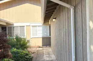 9340 E Mira Del Rio Dr, Sacramento, CA 95827 - Photo 3