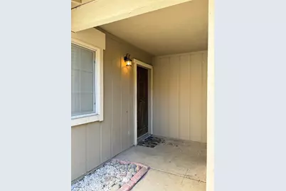 9340 E Mira Del Rio Drive, Sacramento, CA 95827 - Photo 5