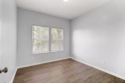 8406 Kingmont Way, Elk Grove, CA 95624 - Photo 39