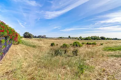 8406 Kingmont Way, Elk Grove, CA 95624 - Photo 53