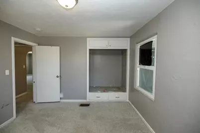 325 Oakshire Avenue, Modesto, CA 95354 - Photo 27