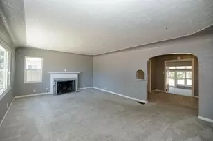 325 Oakshire Ave, Modesto, CA 95354 - Photo 5