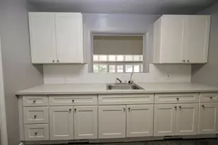 325 Oakshire Ave, Modesto, CA 95354 - Photo 17