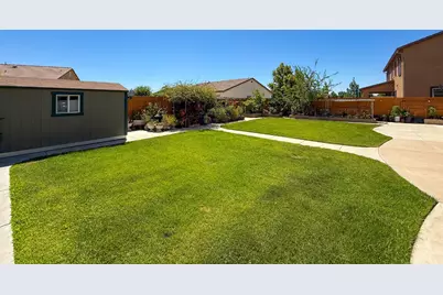 2386 Stephen Robert Lane, Manteca, CA 95337 - Photo 57