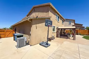 2386 Stephen Robert Ln, Manteca, CA 95337 - Photo 63