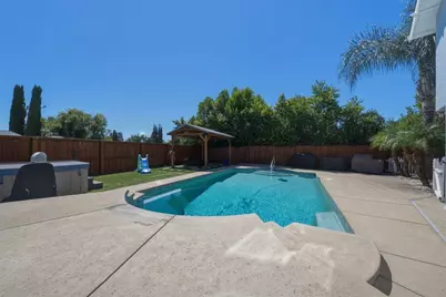 8101 Mesa Oak Way, Citrus Heights, CA 95610 - Photo 41