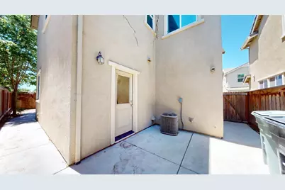 2212 Gallery Drive, Riverbank, CA 95367 - Photo 23