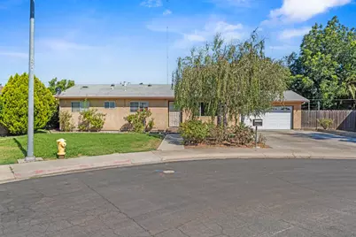 808 Ford Court, Modesto, CA 95350 - Photo 1