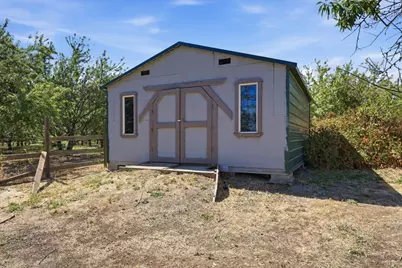 6572 Wisconsin Avenue, Arbuckle, CA 95912 - Photo 25