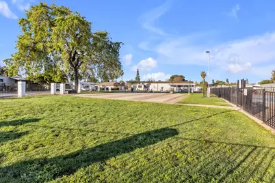 Mills Station Road #16, Sacramento, CA 95827 - Photo 25