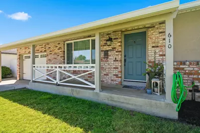 610 E Robinhood Drive, Stockton, CA 95207 - Photo 5