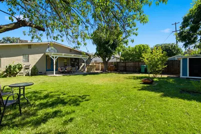 610 E Robinhood Drive, Stockton, CA 95207 - Photo 35
