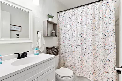 610 E Robinhood Drive, Stockton, CA 95207 - Photo 13