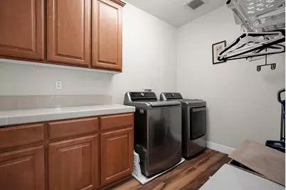 2920 Essie Way, Modesto, CA 95355 - Photo 9