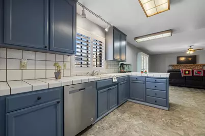 1941 Bridgewood Way, Modesto, CA 95355 - Photo 11