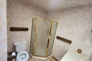12 E McKenzie Ave, Stockton, CA 95204 - Photo 11