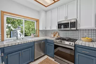 4007 Colonial Way, Sacramento, CA 95817 - Photo 15