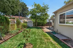 4007 Colonial Way, Sacramento, CA 95817 - Photo 41