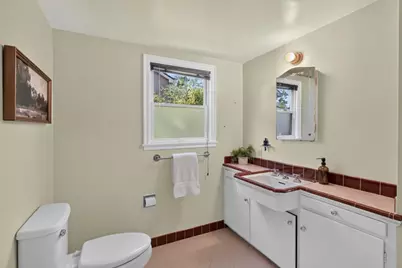 4007 Colonial Way, Sacramento, CA 95817 - Photo 25