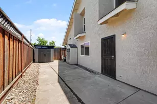 382 Gikas Ln, Turlock, CA 95382 - Photo 43