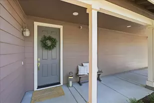 914 Campfire Cir, Rocklin, CA 95765 - Photo 3