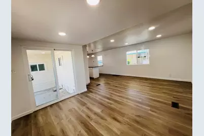 Jackson #109, Escalon, CA 95320 - Photo 5