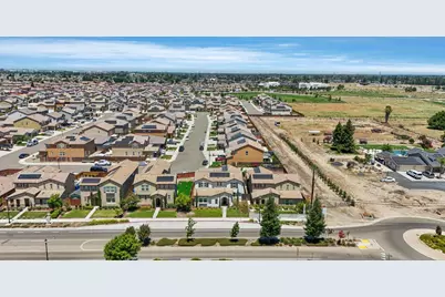 1457 W Woodward Avenue, Manteca, CA 95337 - Photo 55